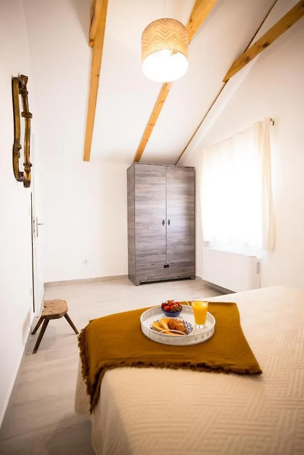 Villa Pietra- Modern Rustic Poolside Oasis Benkovac Croatie